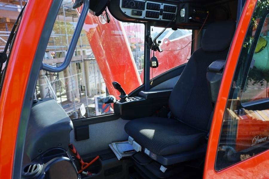 Demag AC220-5 Dutch Registration, 10x6x10, 220t Ca - Grue tout-terrain: photos 5 Demag AC220-5 Dutch Registration, 10x6x10, 220t Ca - Grue tout-terrain: photos 5