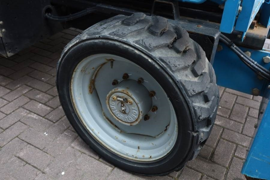 Genie GS5390 Diesel, 4x4 Drive, 18.15m Working Height, 6 en crédit-bail Genie GS5390 Diesel, 4x4 Drive, 18.15m Working Height, 6: photos 14 Genie GS5390 Diesel, 4x4 Drive, 18.15m Working Height, 6 en crédit-bail Genie GS5390 Diesel, 4x4 Drive, 18.15m Working Height, 6: photos 14