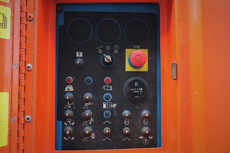 Genie S45 Valid inspection, Diesel, 4x4 Drive, 15.72 m W - Nacelle télescopique: photos 4 Genie S45 Valid inspection, Diesel, 4x4 Drive, 15.72 m W - Nacelle télescopique: photos 4