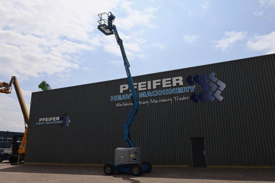 Genie Z34/22 Diesel, 4x4 Drive, 12.6m Working Height, 6. - Nacelle articulée: photos 3 Genie Z34/22 Diesel, 4x4 Drive, 12.6m Working Height, 6. - Nacelle articulée: photos 3