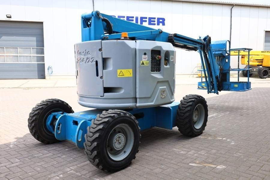 Genie Z34/22 Diesel, 4x4 Drive, 12.6m Working Height, 6. - Nacelle articulée: photos 2 Genie Z34/22 Diesel, 4x4 Drive, 12.6m Working Height, 6. - Nacelle articulée: photos 2