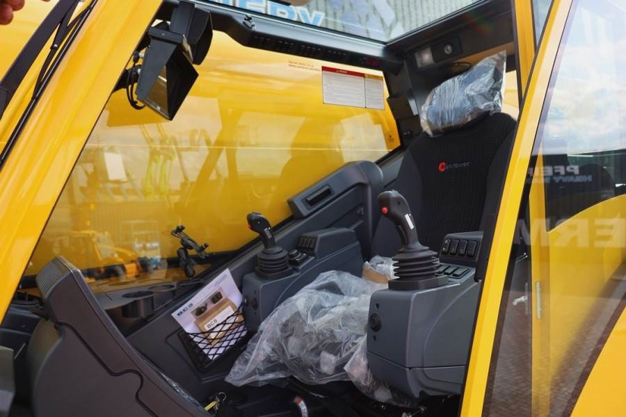 Grove GMK5150XL Available For Rent, Dutch Registration, - Grue tout-terrain: photos 4 Grove GMK5150XL Available For Rent, Dutch Registration, - Grue tout-terrain: photos 4