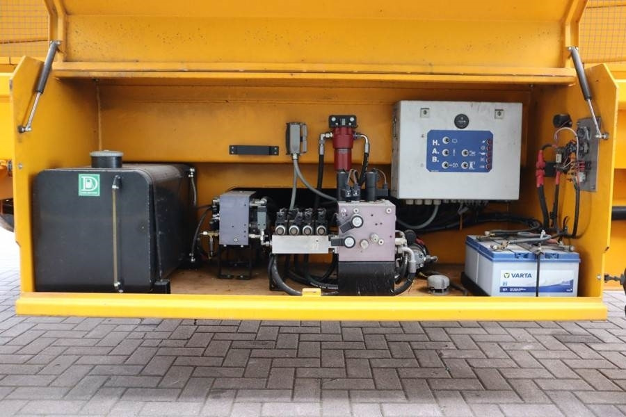 HAB S195-24 D4WDS Diesel, 4x4 Drive, 19.5m Working Hei - Nacelle ciseaux: photos 5 HAB S195-24 D4WDS Diesel, 4x4 Drive, 19.5m Working Hei - Nacelle ciseaux: photos 5