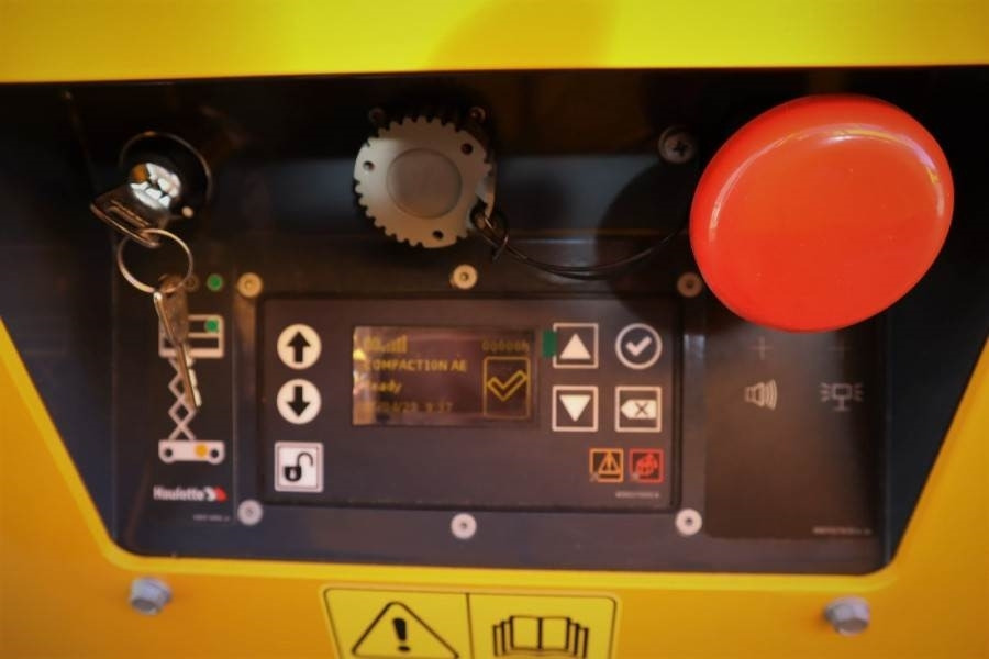 Haulotte Compact 10N Valid Iinspection, *Guarantee! 10m Wor - Nacelle ciseaux: photos 5 Haulotte Compact 10N Valid Iinspection, *Guarantee! 10m Wor - Nacelle ciseaux: photos 5
