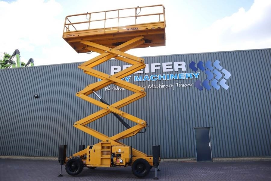Haulotte H15SXL Diesel, 4x4 Drive, 15m Working Height, 500k - Nacelle ciseaux: photos 2 Haulotte H15SXL Diesel, 4x4 Drive, 15m Working Height, 500k - Nacelle ciseaux: photos 2