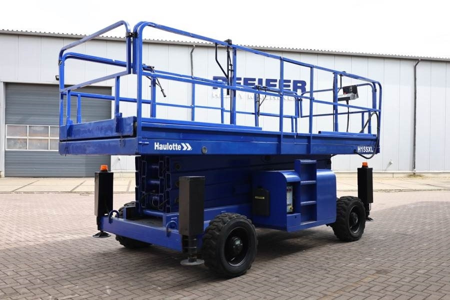 Haulotte H15SXL Diesel, 4x4 Drive, 15m Working Height, 500k - Nacelle ciseaux: photos 2 Haulotte H15SXL Diesel, 4x4 Drive, 15m Working Height, 500k - Nacelle ciseaux: photos 2