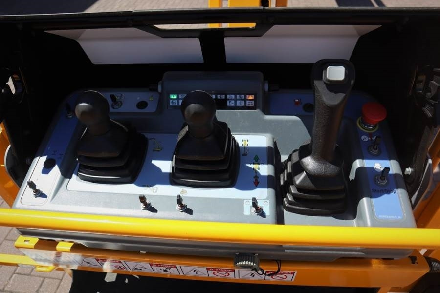 Haulotte HT23RTJ O Valid Inspection, *Guarantee! Diesel, 4x - Nacelle télescopique: photos 3 Haulotte HT23RTJ O Valid Inspection, *Guarantee! Diesel, 4x - Nacelle télescopique: photos 3