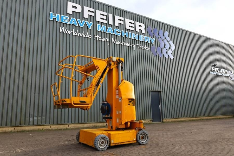 Haulotte STAR 12 Electric, 12m Working Height, 3m Reach, 21 - Nacelle articulée: photos 1 Haulotte STAR 12 Electric, 12m Working Height, 3m Reach, 21 - Nacelle articulée: photos 1
