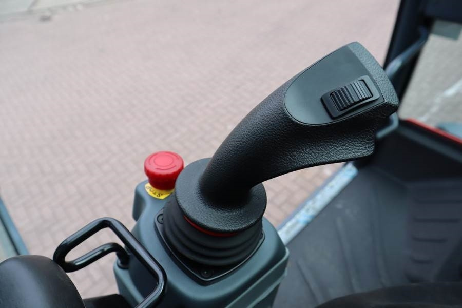 Chariot télescopique Magni RTH 6.25 Valid inspection, *Guarantee! 6t Cap. 25m: photos 11 Chariot télescopique Magni RTH 6.25 Valid inspection, *Guarantee! 6t Cap. 25m: photos 11