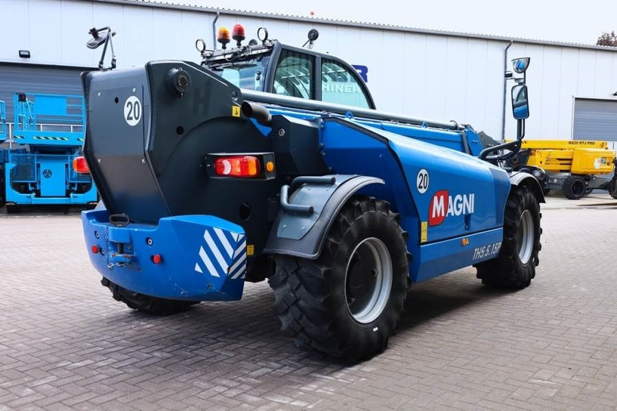 Magni TH5,5.15-D7/D Diesel, 4x4x4 Drive, 5.5t Capacity, - Chariot télescopique: photos 2 Magni TH5,5.15-D7/D Diesel, 4x4x4 Drive, 5.5t Capacity, - Chariot télescopique: photos 2