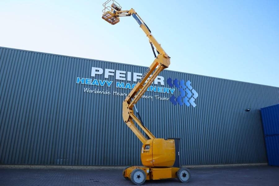 Manitou 150AETJ Compact Electric, 15m Working Height, 6.5m - Nacelle articulée: photos 3 Manitou 150AETJ Compact Electric, 15m Working Height, 6.5m - Nacelle articulée: photos 3