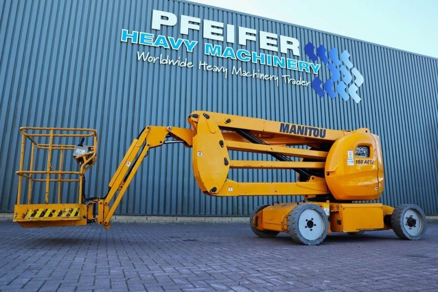 Manitou 150AETJ Compact Electric, 15m Working Height, 6.5m - Nacelle articulée: photos 1 Manitou 150AETJ Compact Electric, 15m Working Height, 6.5m - Nacelle articulée: photos 1