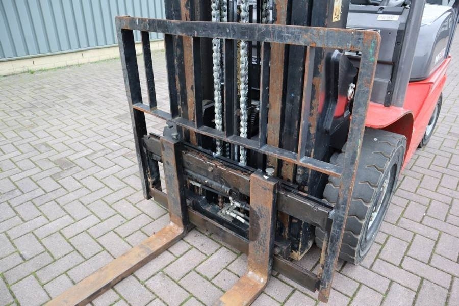 Manitou MI25D Valid inspection, *Guarantee! Diesel, 4x2 Dr  en crédit-bail Manitou MI25D Valid inspection, *Guarantee! Diesel, 4x2 Dr: photos 9