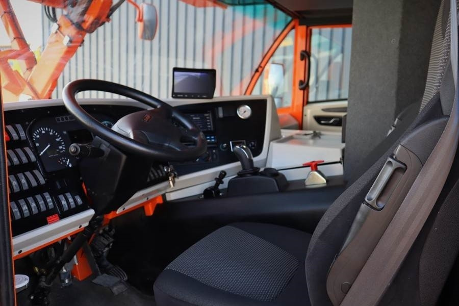 Spierings SK597-AT4 Dutch Vehicle Registration, Valid Aboma - Grue à tour: photos 4 Spierings SK597-AT4 Dutch Vehicle Registration, Valid Aboma - Grue à tour: photos 4