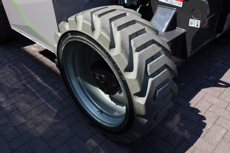 Nacelle télescopique Zoomlion ZT22JE Fully Electric Lithium-Powered, 4x4 Rough T: photos 11
