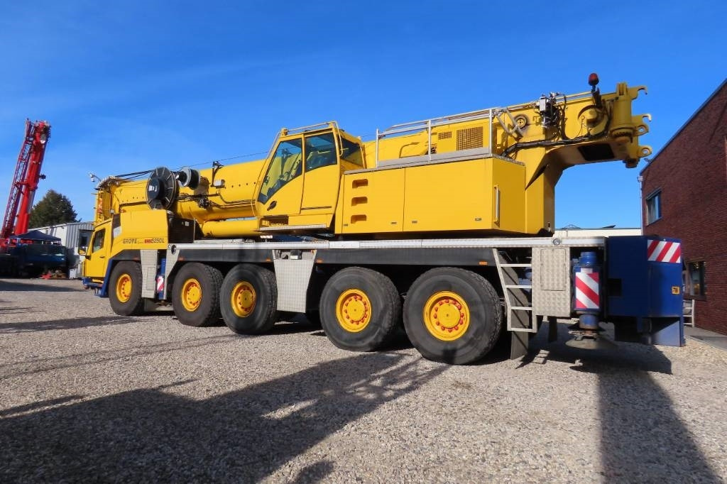 Grove GMK 5250 L - Grue tout-terrain: photos 4 Grove GMK 5250 L - Grue tout-terrain: photos 4