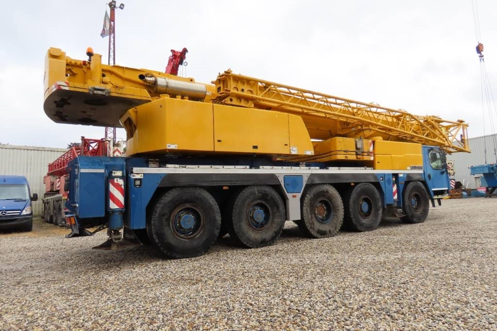 Liebherr LTM 1130-5.1 - Grue tout-terrain: photos 3 Liebherr LTM 1130-5.1 - Grue tout-terrain: photos 3