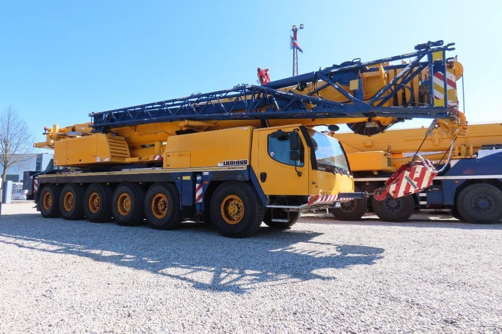 Liebherr LTM 1150-6.1 - Grue tout-terrain: photos 2 Liebherr LTM 1150-6.1 - Grue tout-terrain: photos 2