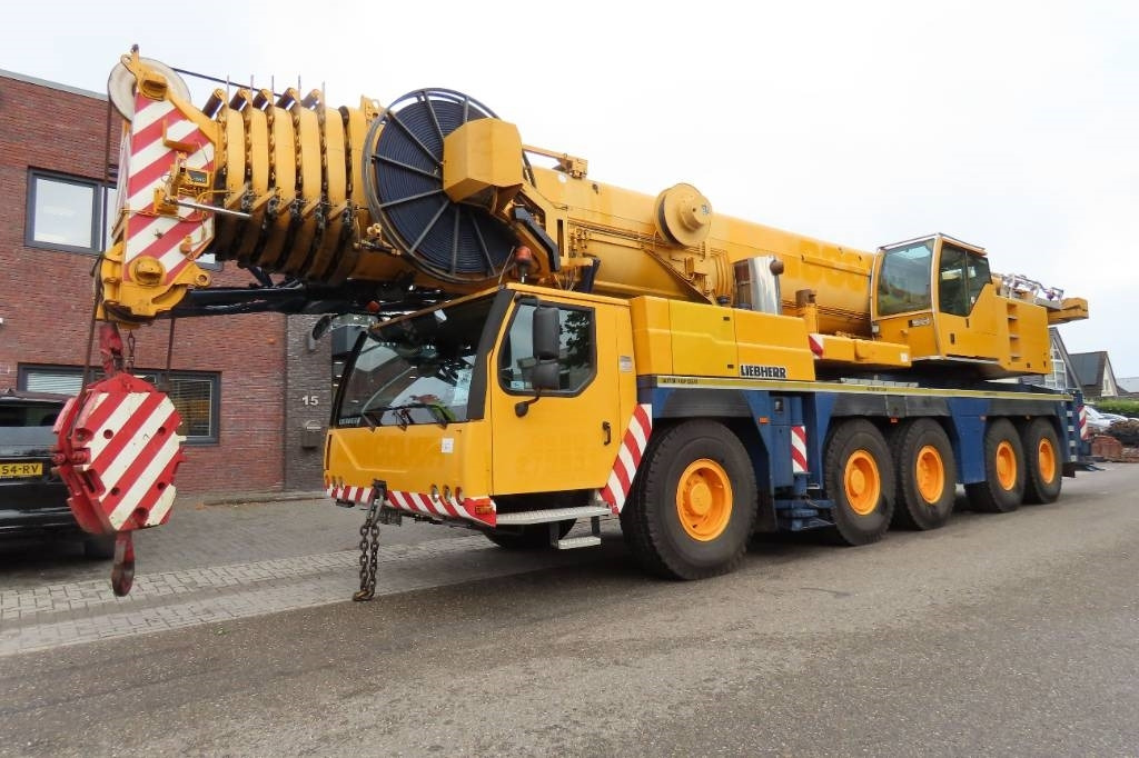 Liebherr LTM 1200-5.1 - Grue tout-terrain: photos 1 Liebherr LTM 1200-5.1 - Grue tout-terrain: photos 1