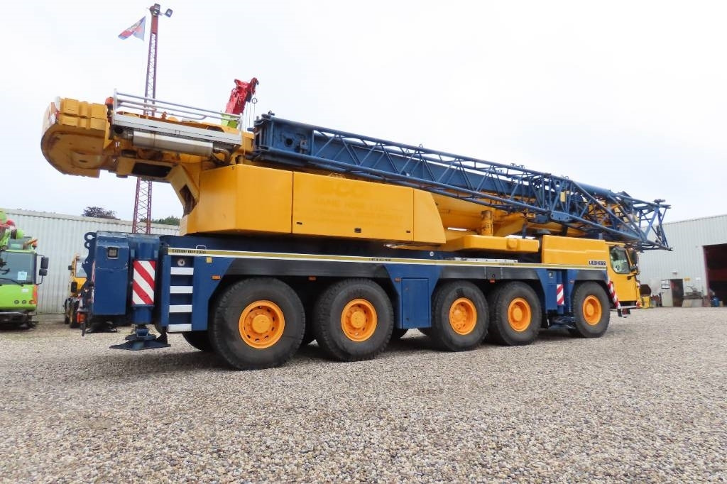 Liebherr LTM 1200-5.1 - Grue tout-terrain: photos 3 Liebherr LTM 1200-5.1 - Grue tout-terrain: photos 3