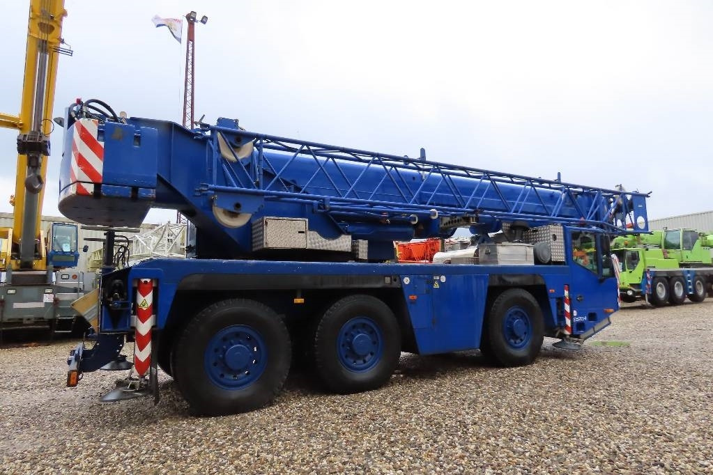 Terex Demag AC 50-1 - Grue tout-terrain: photos 3 Terex Demag AC 50-1 - Grue tout-terrain: photos 3