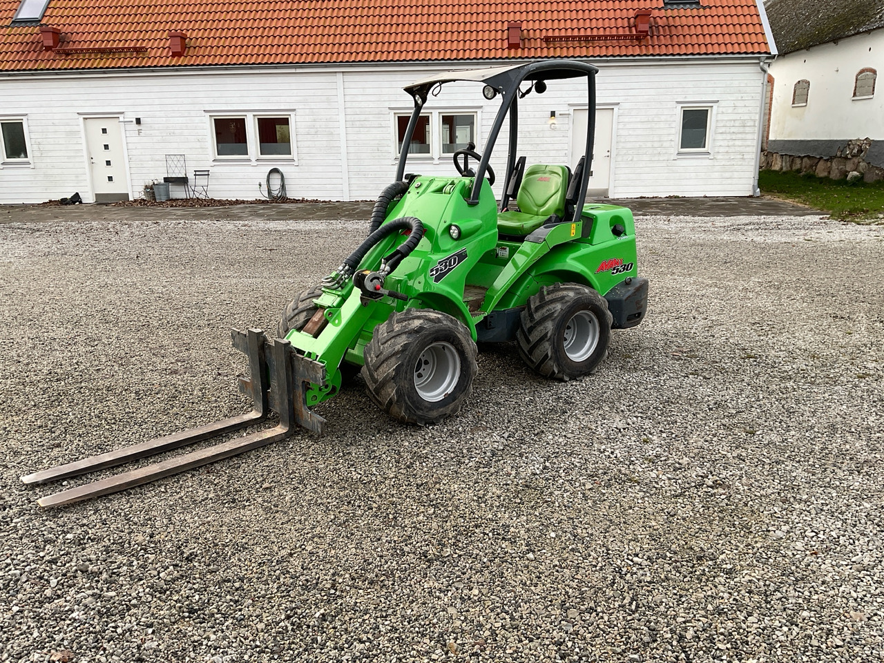 Avant 530 - Chargeuse sur pneus: photos 1 Avant 530 - Chargeuse sur pneus: photos 1