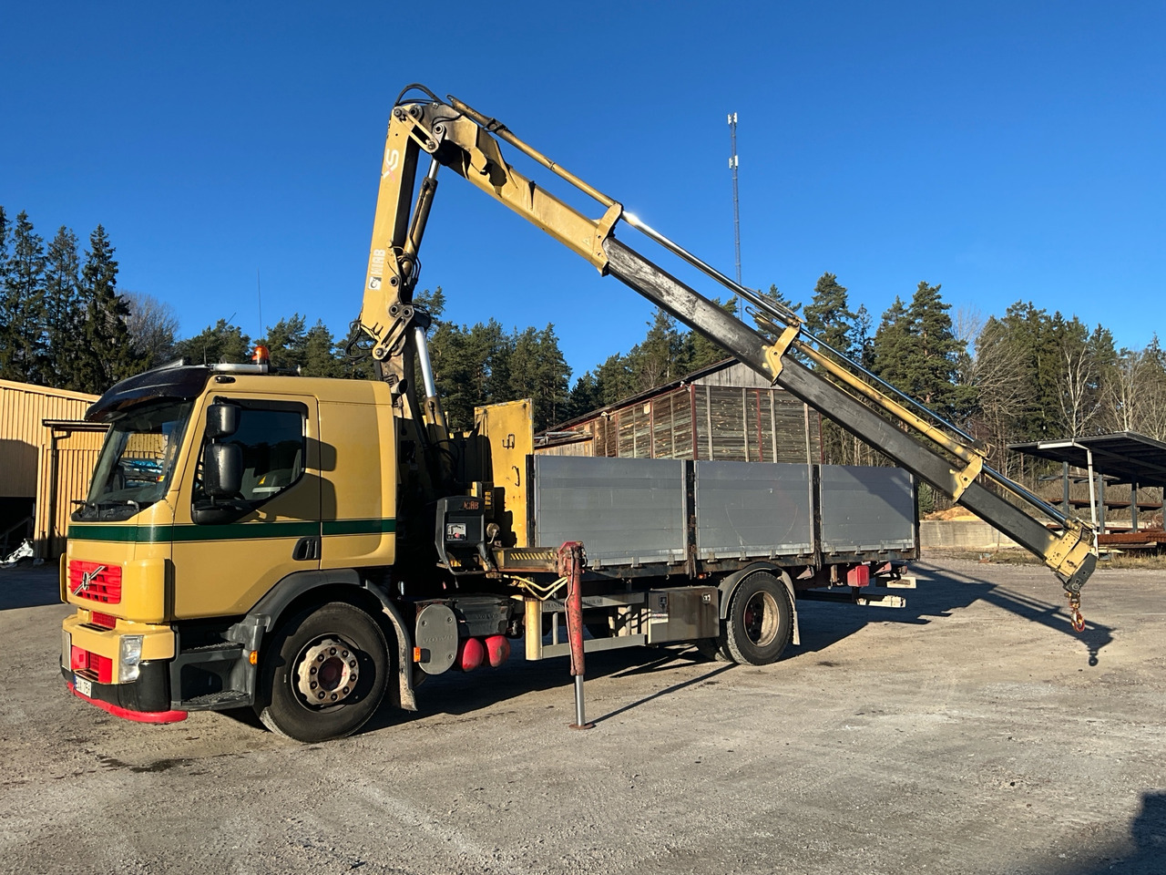 Volvo XS FE 280 4x2 - Camion: photos 1 Volvo XS FE 280 4x2 - Camion: photos 1