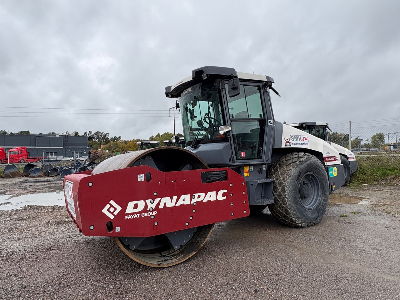 Dynapac CA 3500 D - Compacteur à pieds de mouton/ Monocylindre: photos 1 Dynapac CA 3500 D - Compacteur à pieds de mouton/ Monocylindre: photos 1