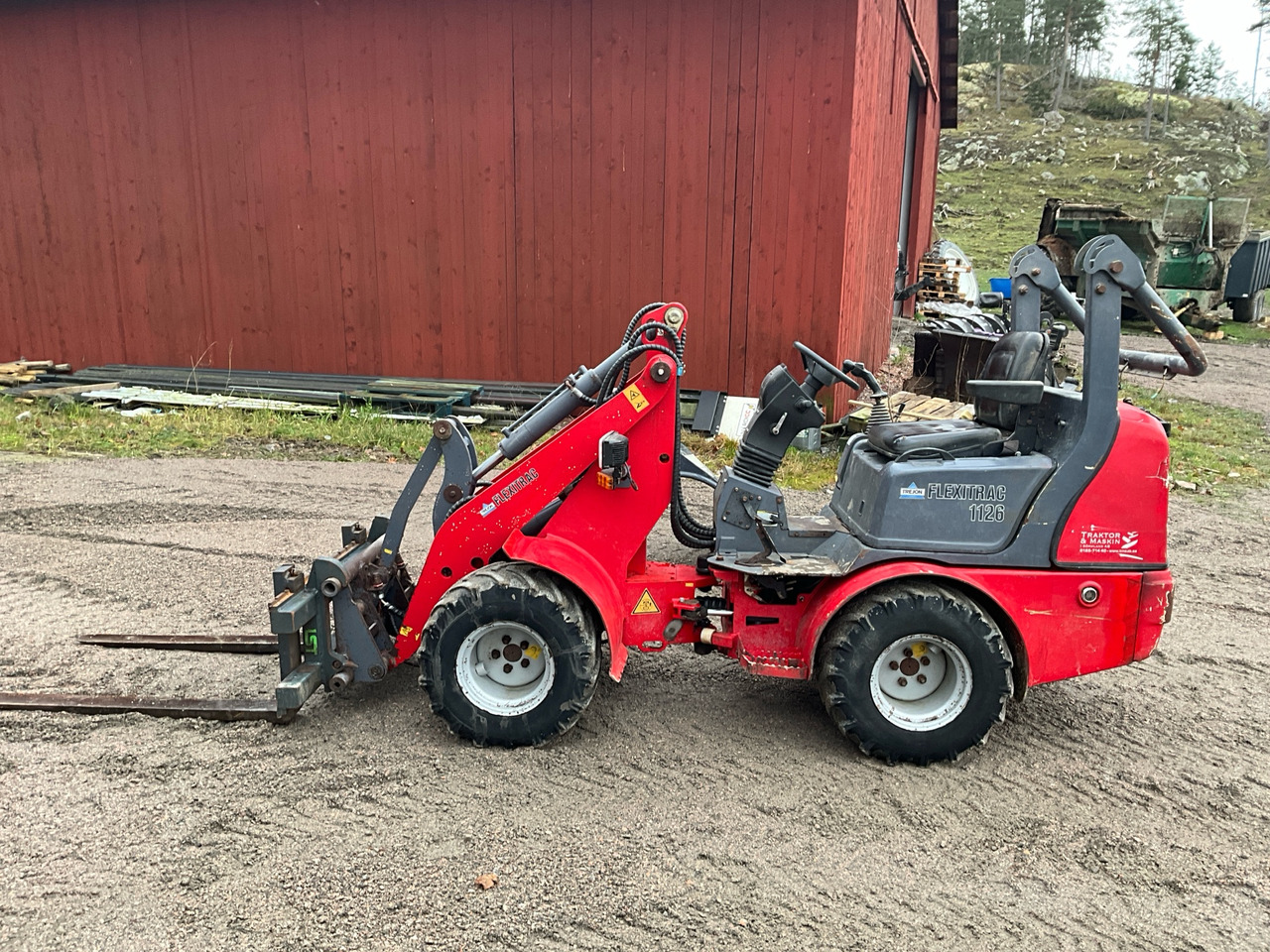 Flexitrac 1126 - Valet de ferme: photos 1 Flexitrac 1126 - Valet de ferme: photos 1