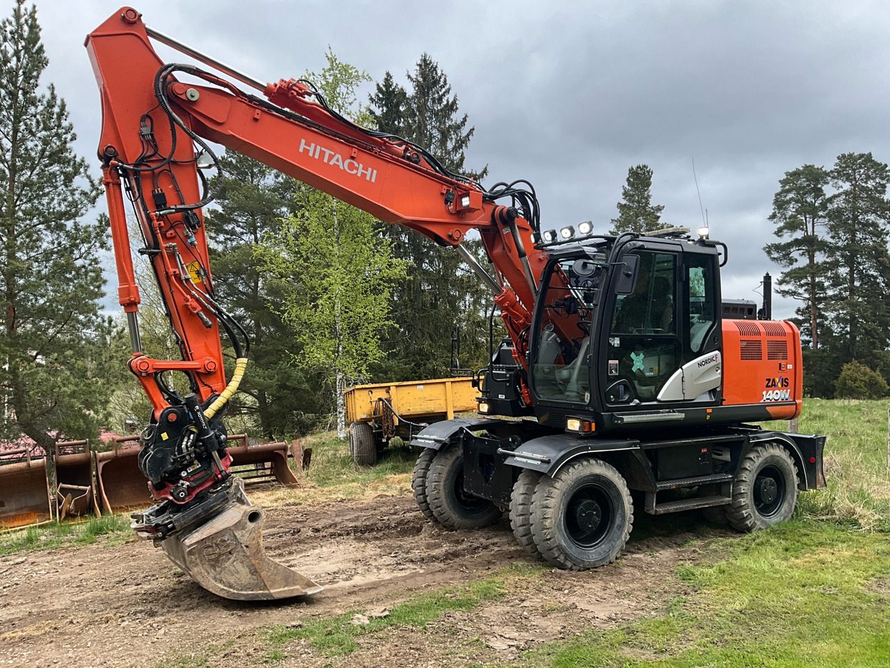 Hitachi ZX140W-6 - Pelle: photos 1 Hitachi ZX140W-6 - Pelle: photos 1
