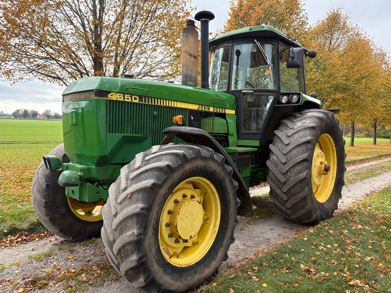 John Deere 4650 - Tracteur agricole: photos 1 John Deere 4650 - Tracteur agricole: photos 1