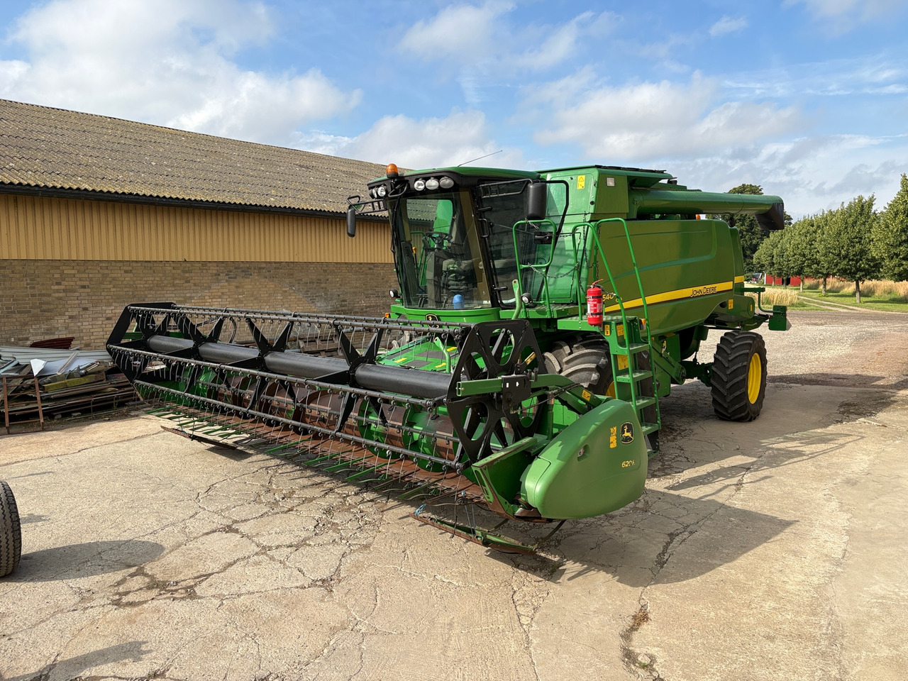 John Deere W540 - Moissonneuse-batteuse: photos 1 John Deere W540 - Moissonneuse-batteuse: photos 1