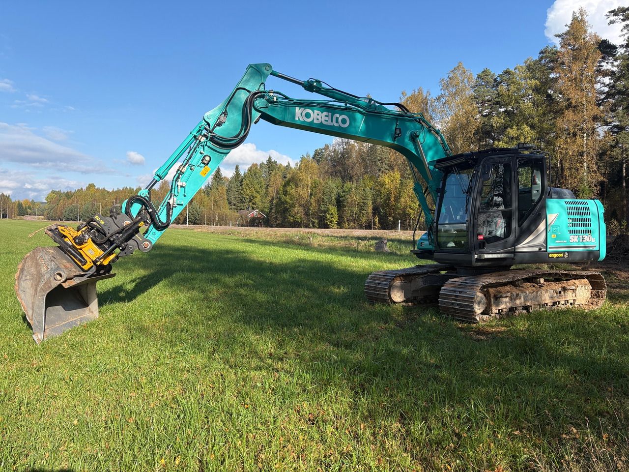 Kobelco SK130LC-11 - Pelle: photos 1 Kobelco SK130LC-11 - Pelle: photos 1