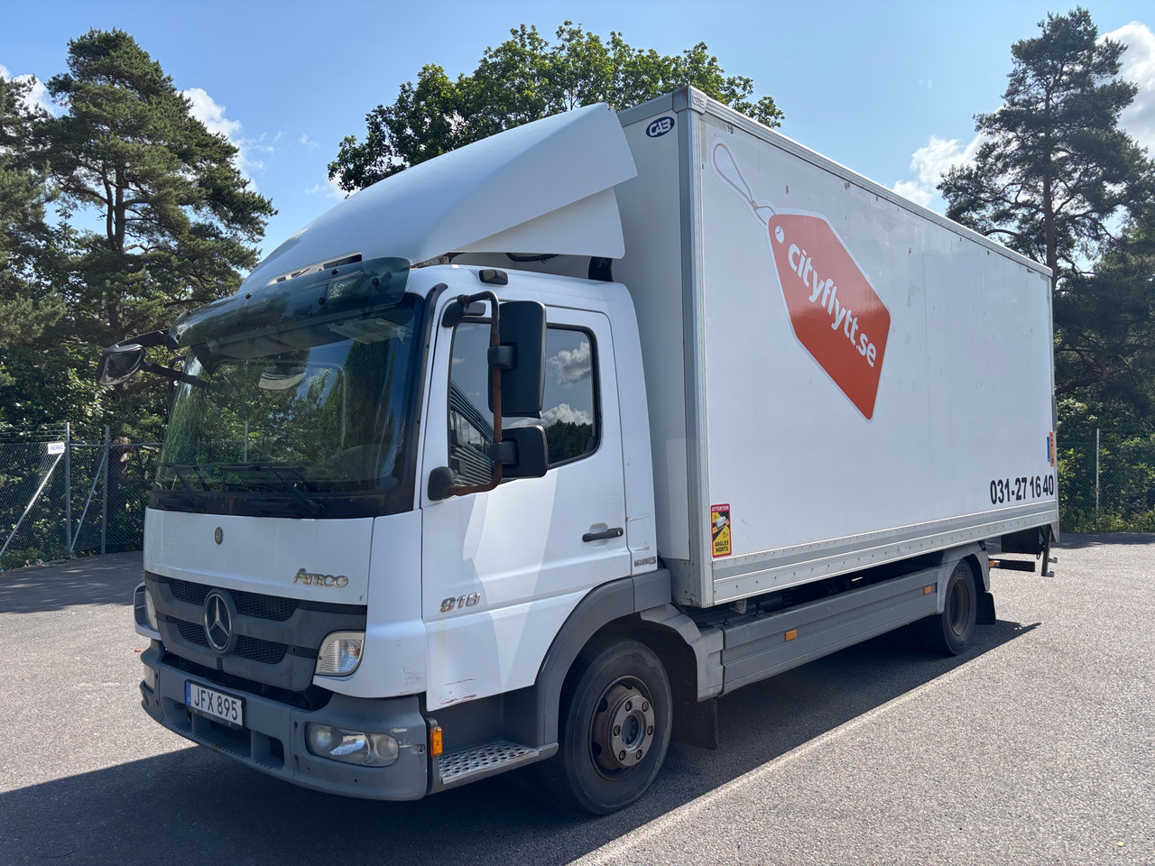 Mercedes-Benz Atego 918 - Camion fourgon: photos 1 Mercedes-Benz Atego 918 - Camion fourgon: photos 1