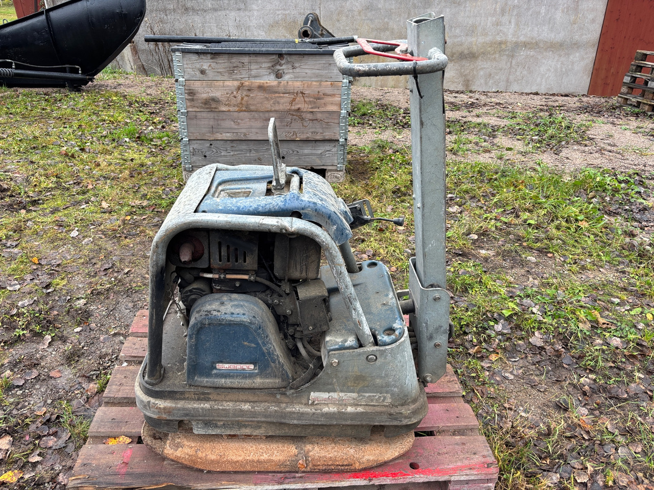 Swepac FB 250 - Plaque vibrante: photos 1 Swepac FB 250 - Plaque vibrante: photos 1