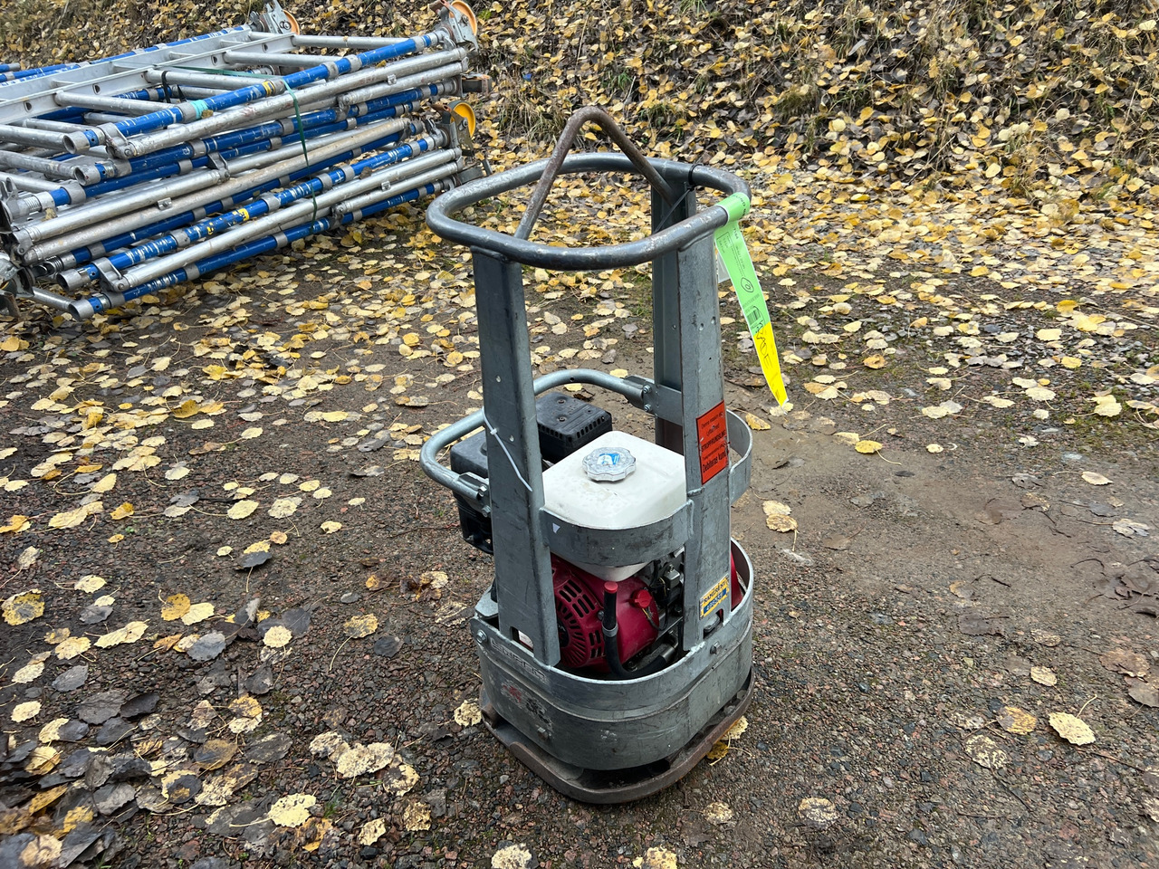 Swepac FR 85 - Plaque vibrante: photos 1 Swepac FR 85 - Plaque vibrante: photos 1