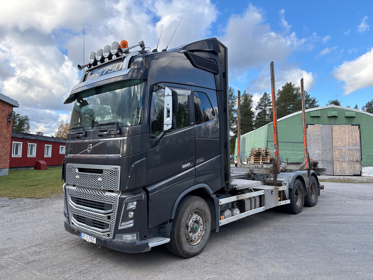 Volvo FH16 - Camion grumier: photos 1 Volvo FH16 - Camion grumier: photos 1