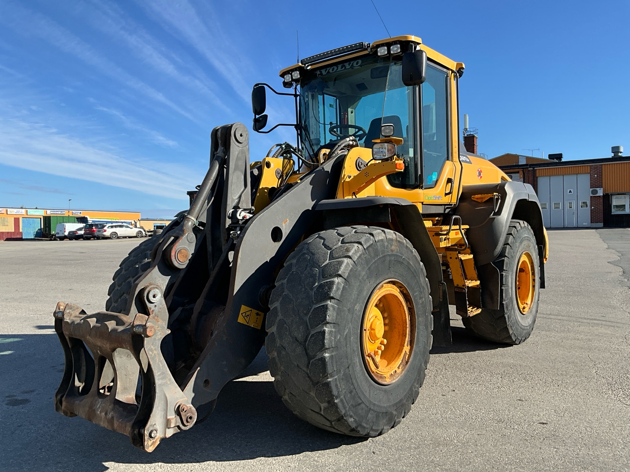 Volvo L110H - Chargeuse sur pneus: photos 1 Volvo L110H - Chargeuse sur pneus: photos 1