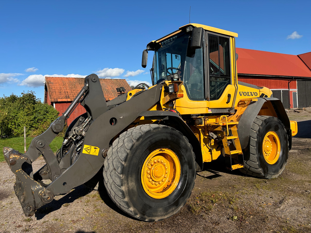 Volvo L70F - Chargeuse sur pneus: photos 1 Volvo L70F - Chargeuse sur pneus: photos 1