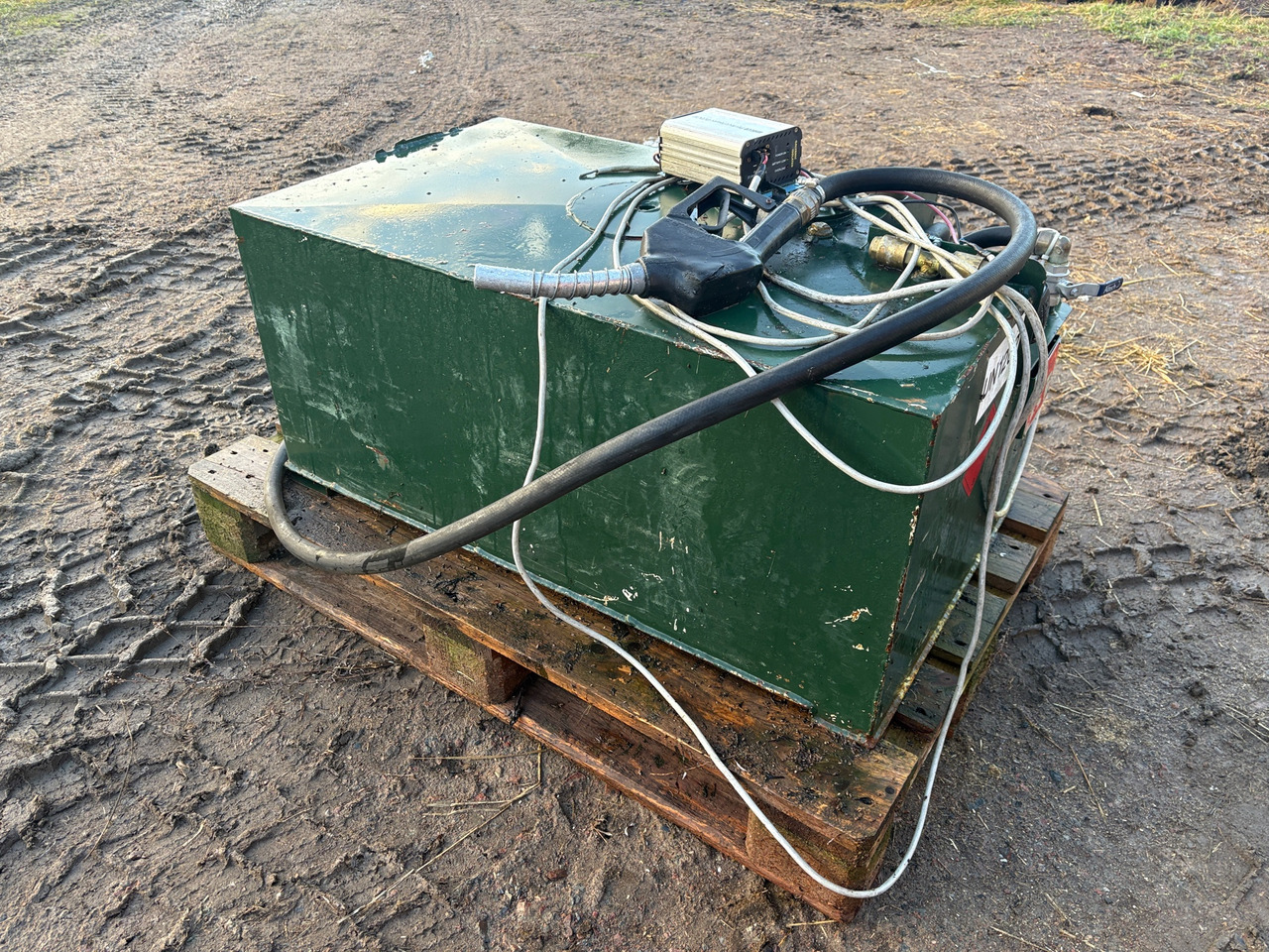 Wikers - Citerne: photos 1 Wikers - Citerne: photos 1