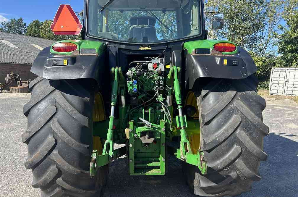 John Deere 6.150R 6150R powerquad - Tracteur agricole: photos 3 John Deere 6.150R 6150R powerquad - Tracteur agricole: photos 3