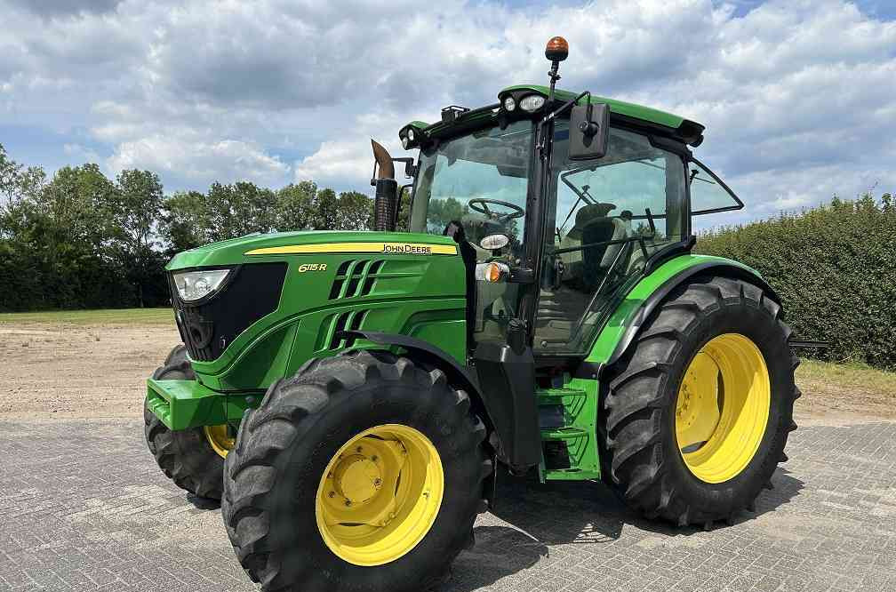 John Deere 6115R 6.115R - Tracteur agricole: photos 1 John Deere 6115R 6.115R - Tracteur agricole: photos 1