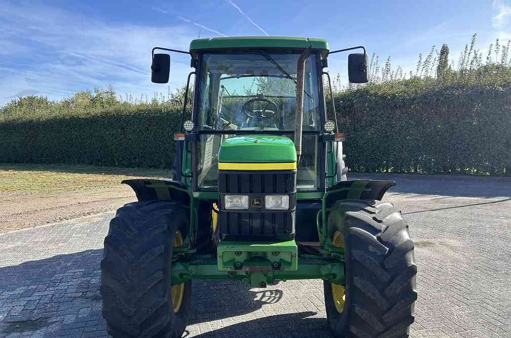 John Deere 6210 - Tracteur agricole: photos 5 John Deere 6210 - Tracteur agricole: photos 5
