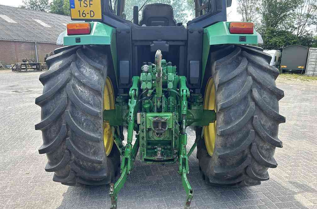 John Deere 6600 powerquad airco - Tracteur agricole: photos 3 John Deere 6600 powerquad airco - Tracteur agricole: photos 3