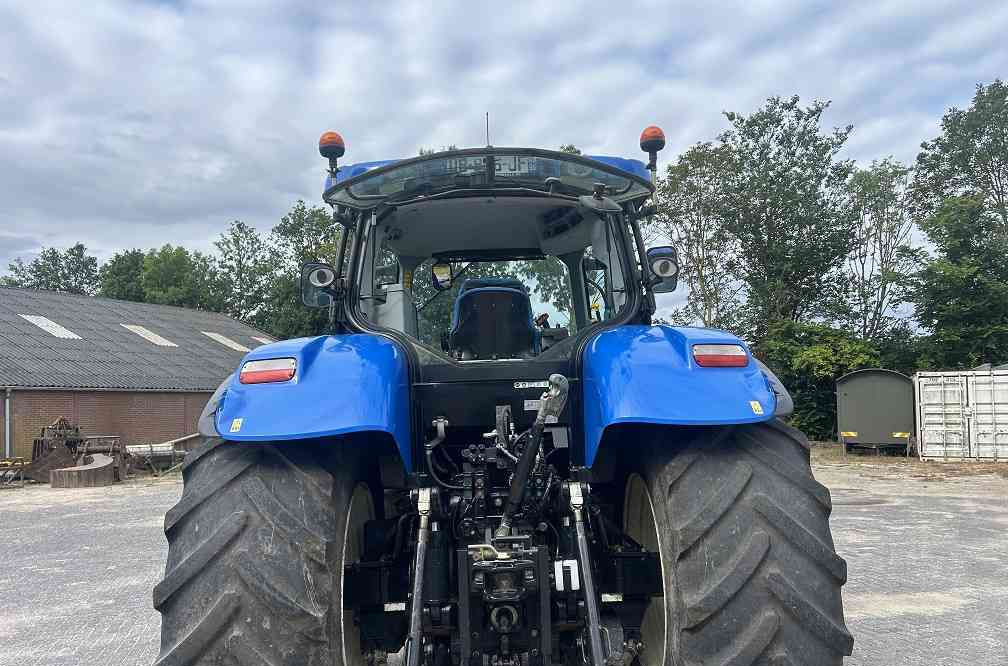 New Holland T7.260 pc - Tracteur agricole: photos 3 New Holland T7.260 pc - Tracteur agricole: photos 3