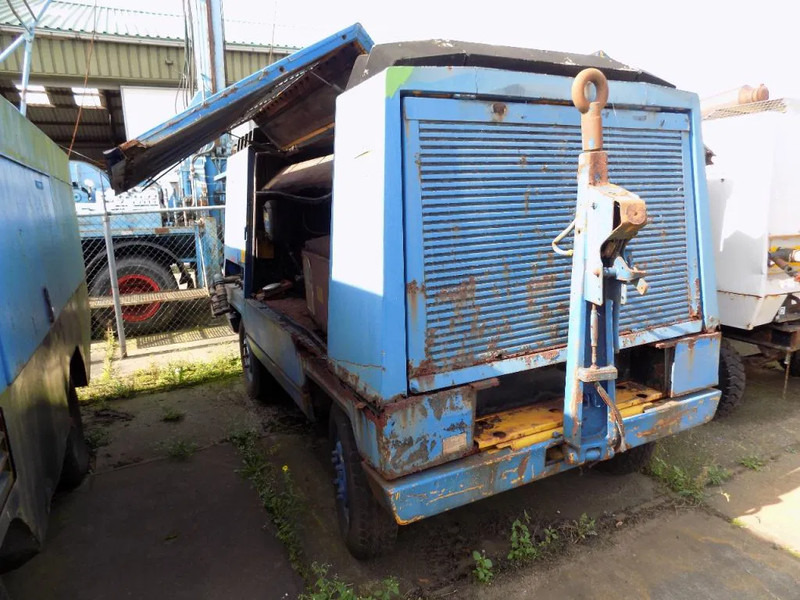 Atlas-Copco XRS 210 DD Atlas copco XRS 210 DD - Compresseur d'air: photos 2 Atlas-Copco XRS 210 DD Atlas copco XRS 210 DD - Compresseur d'air: photos 2