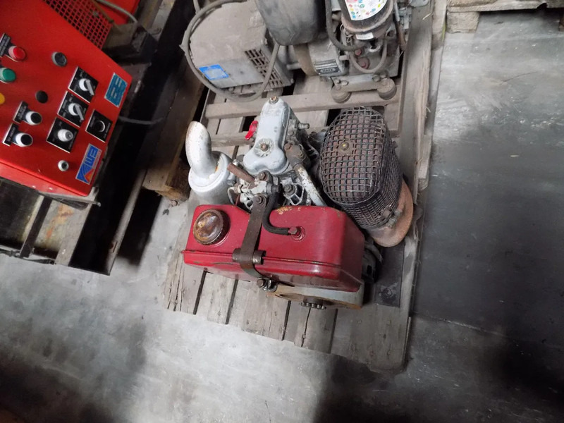 Hatz 1 cilinder en 2 cillinders - Moteur pour Matériel de manutention: photos 5 Hatz 1 cilinder en 2 cillinders - Moteur pour Matériel de manutention: photos 5