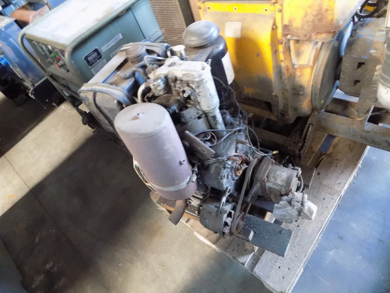 Hatz 1 cilinder en 2 cillinders - Moteur pour Matériel de manutention: photos 3 Hatz 1 cilinder en 2 cillinders - Moteur pour Matériel de manutention: photos 3