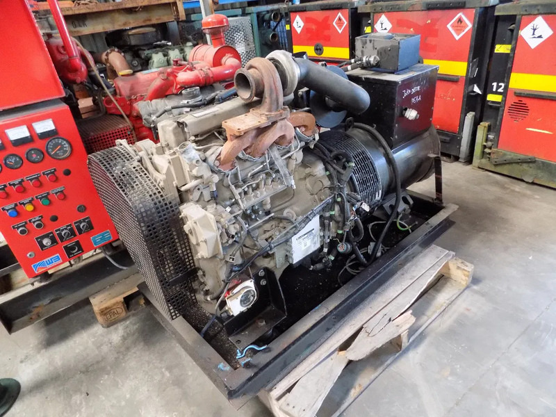 John Deere aggregaat 105 kva - Groupe électrogène: photos 2 John Deere aggregaat 105 kva - Groupe électrogène: photos 2