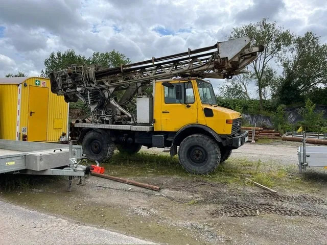 Mercedes-Benz Unimog U1250 Well Drill Brunnenbohr gerat - Foreuse: photos 1 Mercedes-Benz Unimog U1250 Well Drill Brunnenbohr gerat - Foreuse: photos 1